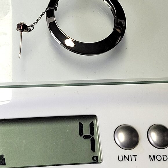 Black Dangle Earrings - Picture 7 of 7